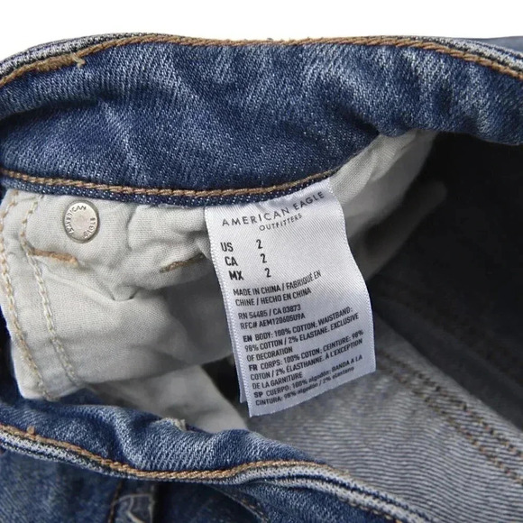 American Eagle Highest Rise Mom Jean Short Blue Denim Distressed Size 2 - Picture 9 of 14